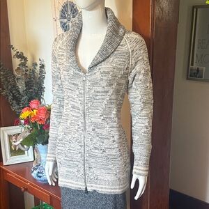 NWT Eddie Bauer size small heavy long Gray Zip-Up Women's Sweater